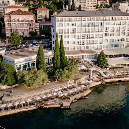 Hotel Kristal - Liburnia オパティヤ エクステリア 写真
