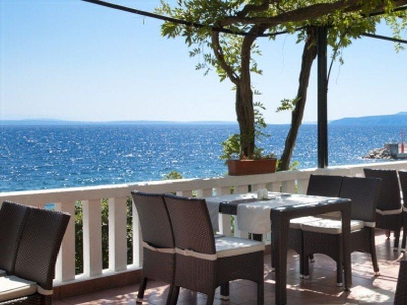Hotel Kristal - Liburnia オパティヤ エクステリア 写真